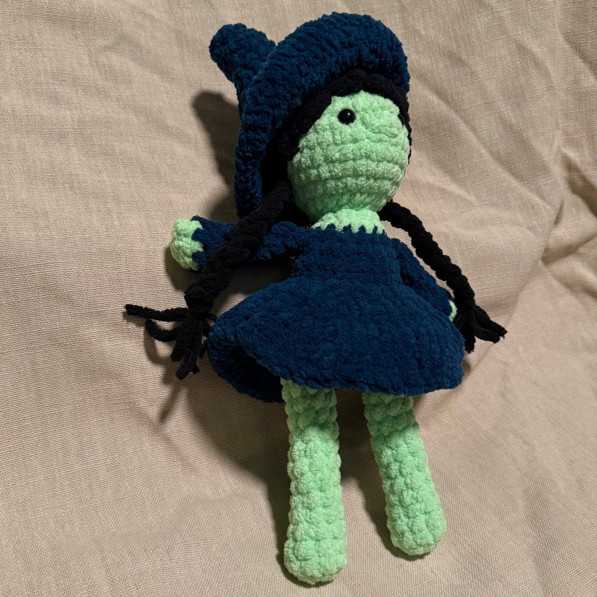 Witch doll - Happily Handmade by Ashley